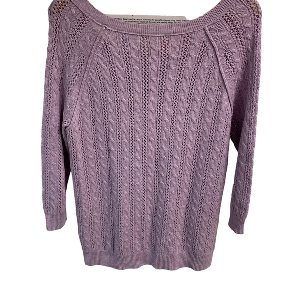 American Eagle sweater size medium. - Picture 3 of 9